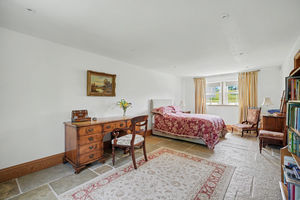 Further bedroom- click for photo gallery